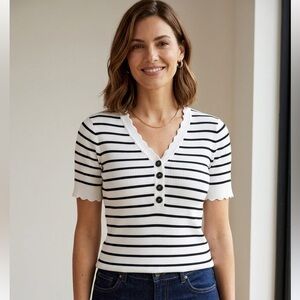 Women’s size large Karl Lagerfeld Black and White Striped V-Neck knit top